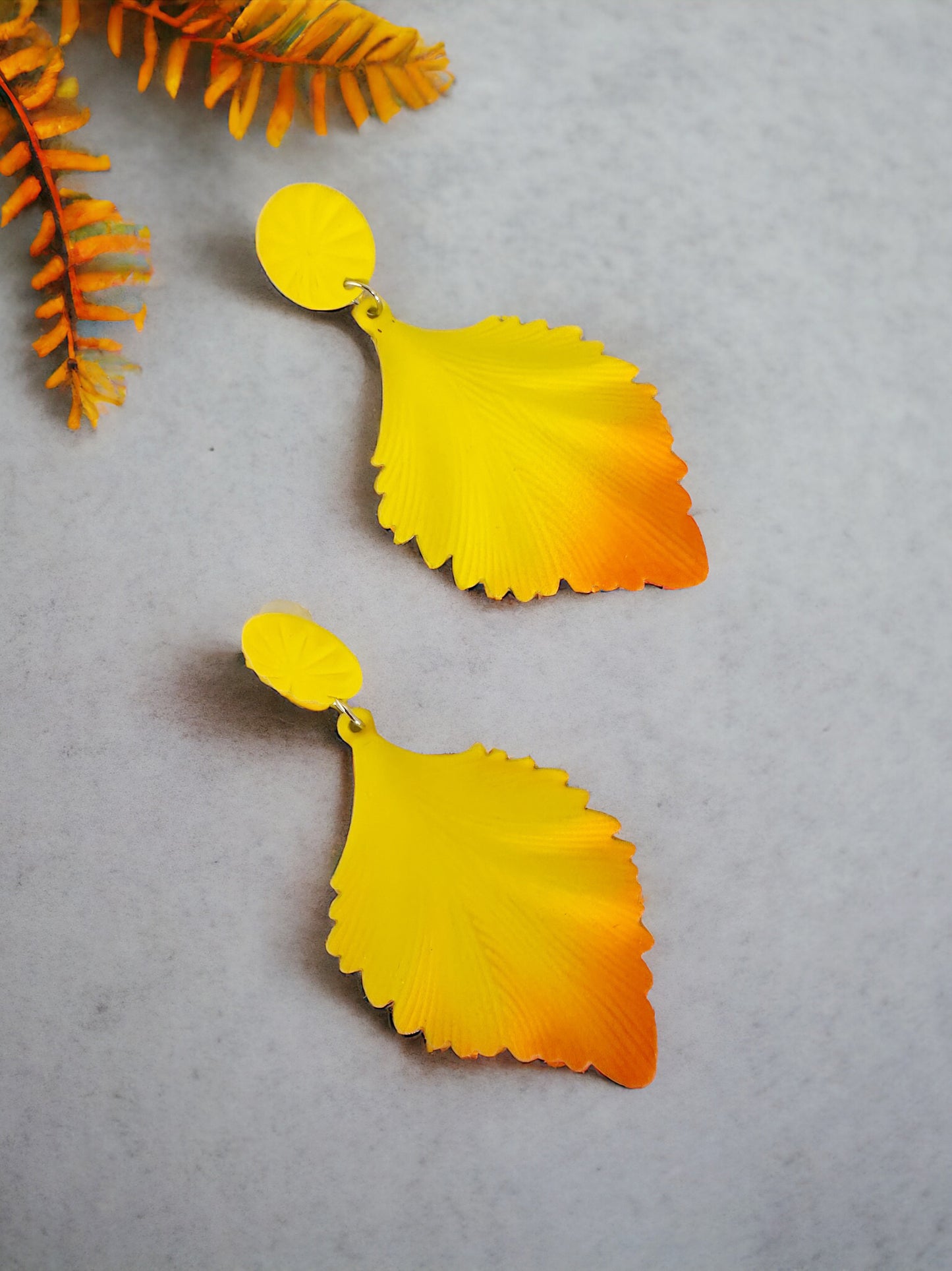 Leaf Design Dangle Earring For Girls & Women