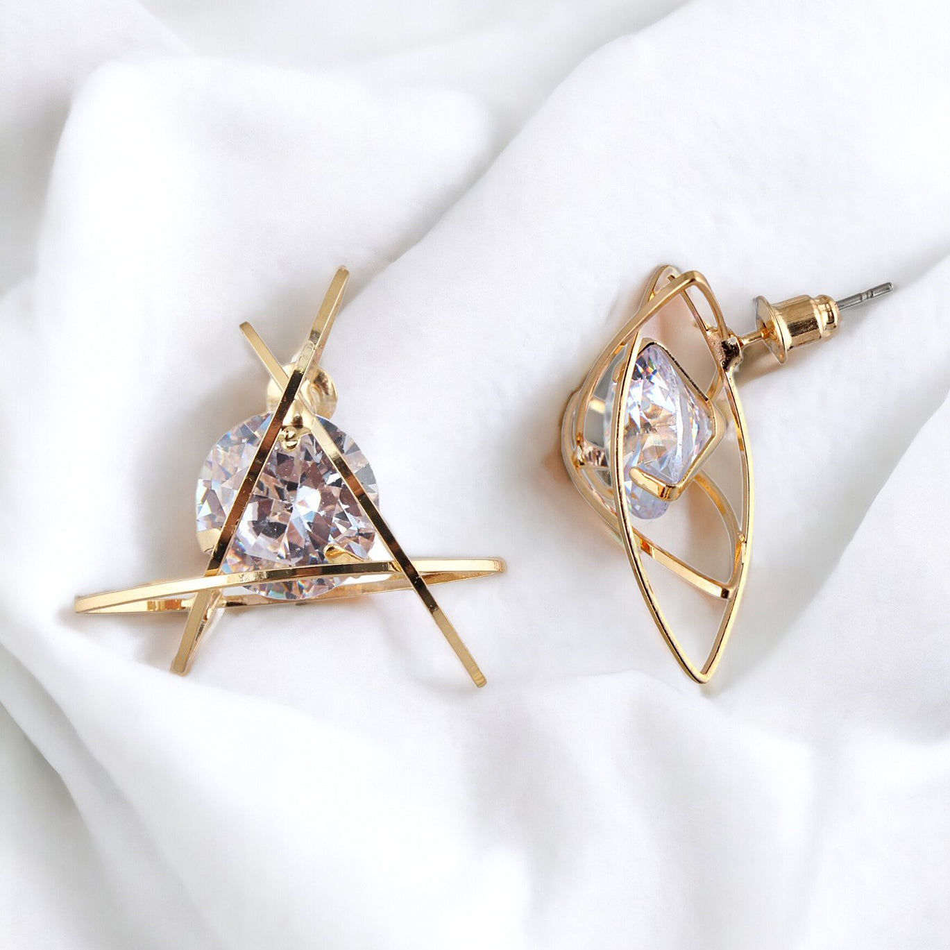 Lucky Jewellery Designer Gold Plated Trendy Sparkling Stone Triangular Shaped Stud Earrings For Girls & Women (195-CHES-1004-C)