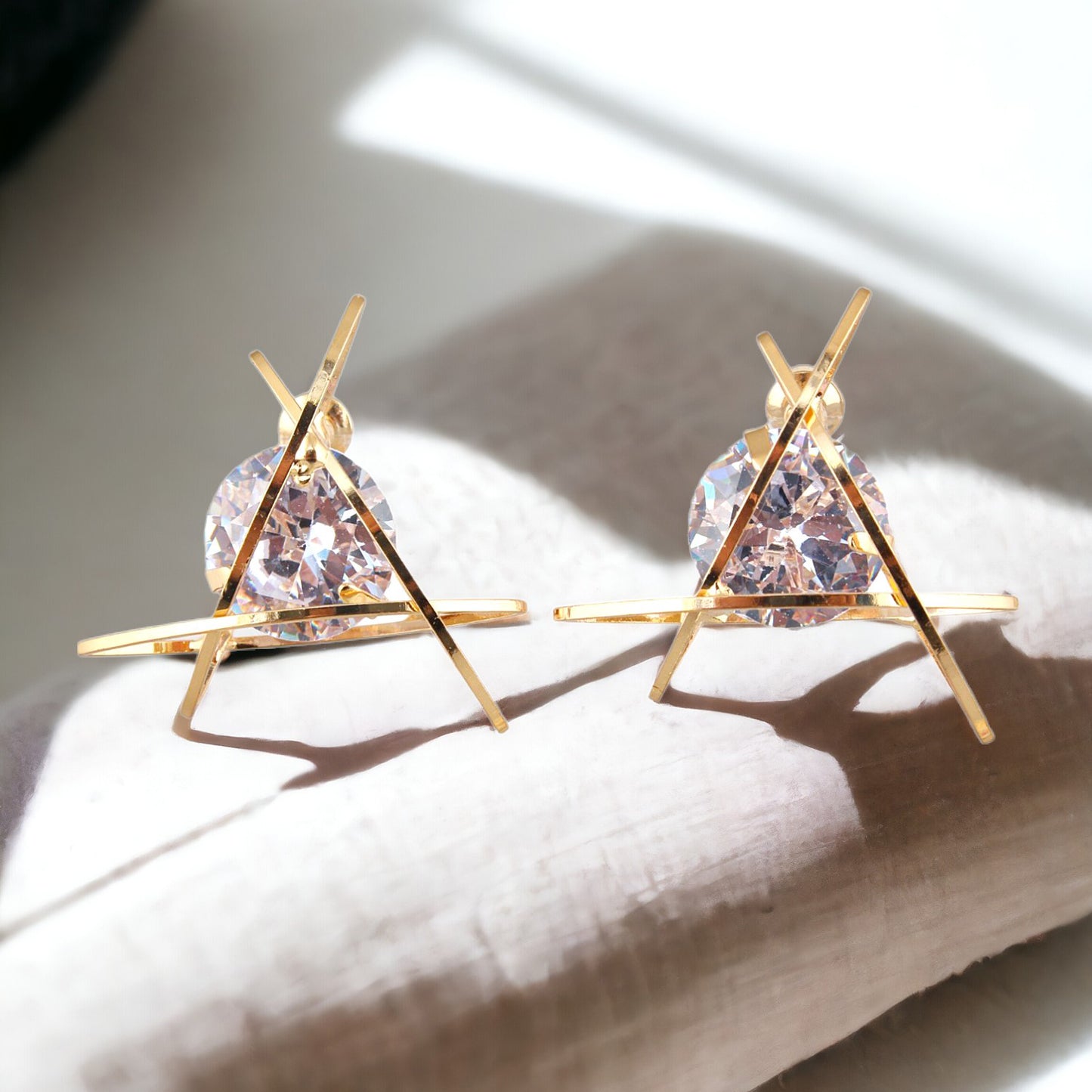 Lucky Jewellery Designer Gold Plated Trendy Sparkling Stone Triangular Shaped Stud Earrings For Girls & Women (195-CHES-1004-C)