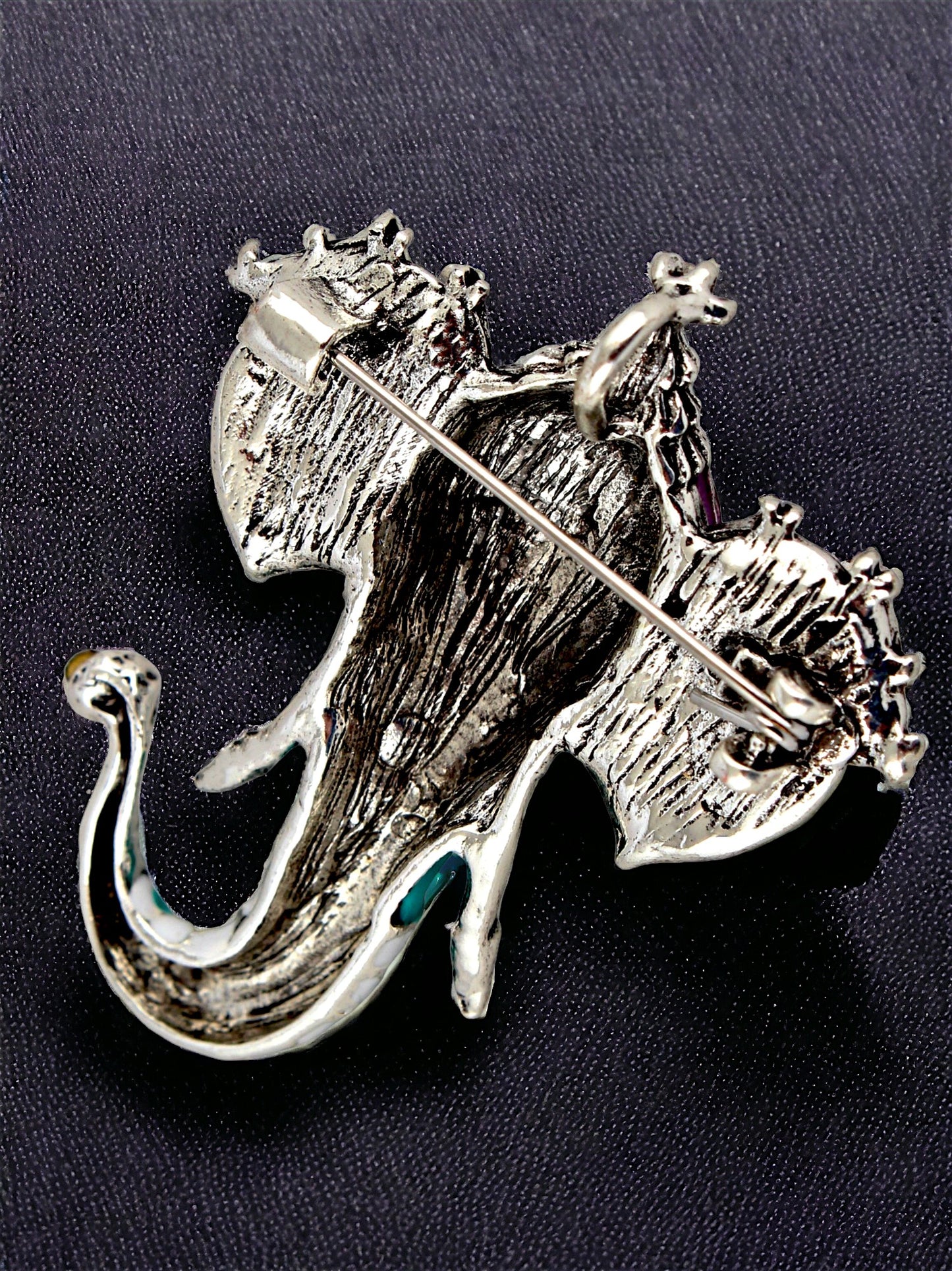 Designer Ganesh Ji Brooch/Lapel Pin For Unisex