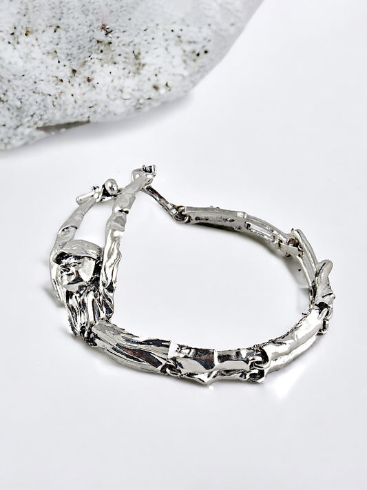 Stylish Silver Oxidised Adjustable Wrist Bracelet for Unisex