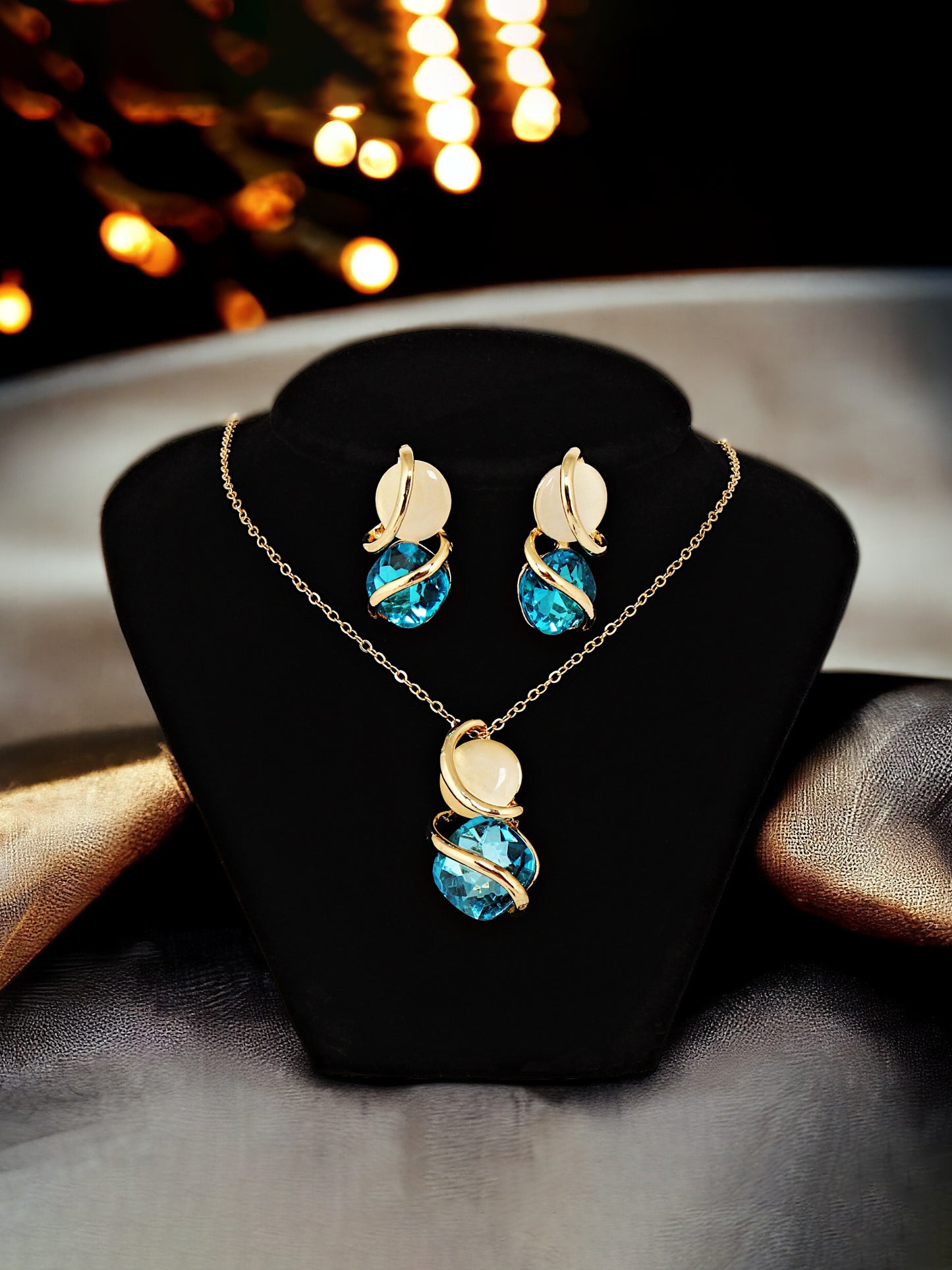 Trendy Gold Plated Stone Pendant Chain With Earrings