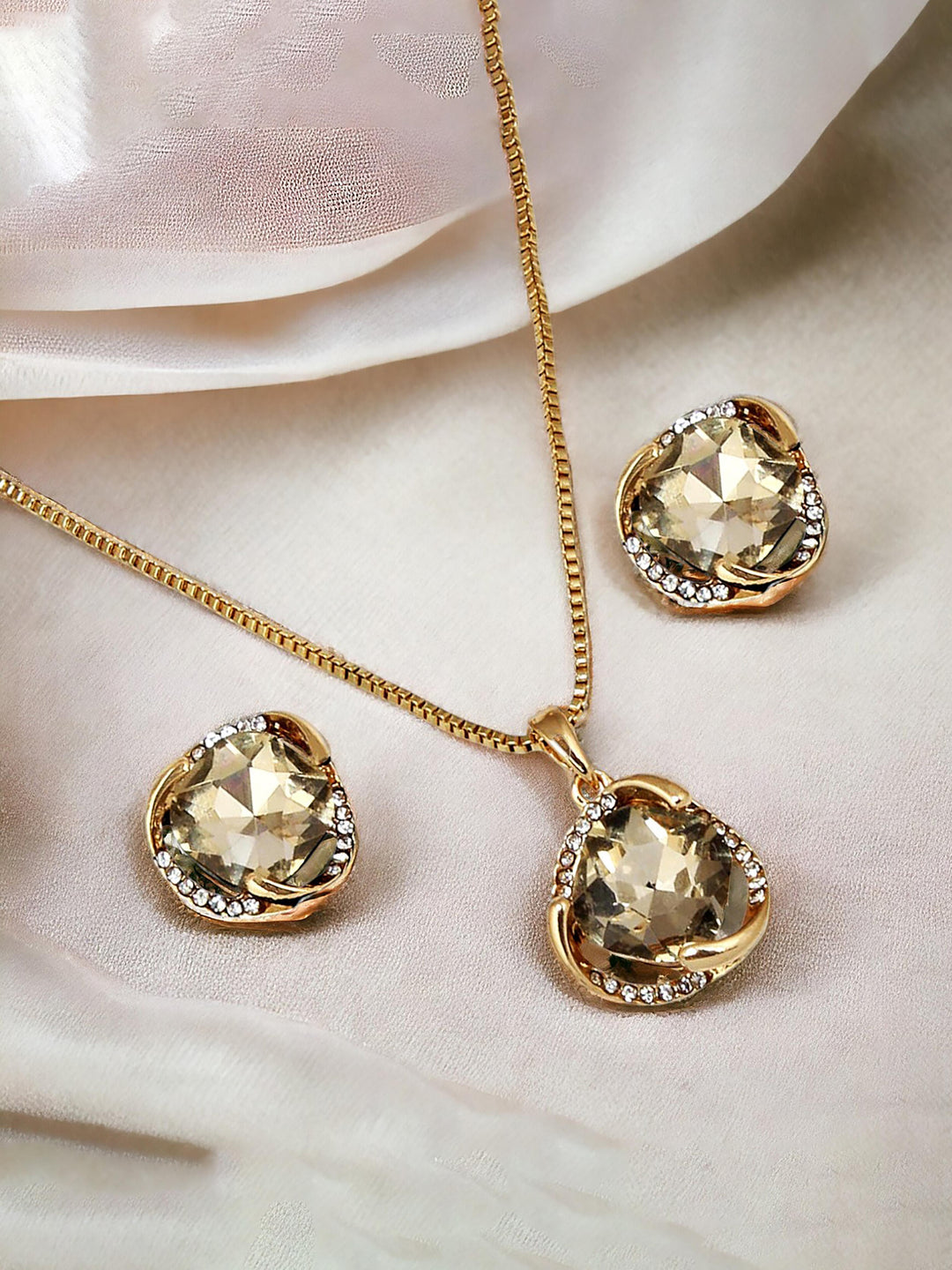 Trendy Gold Plated Stone Pendant Chain With Earrings