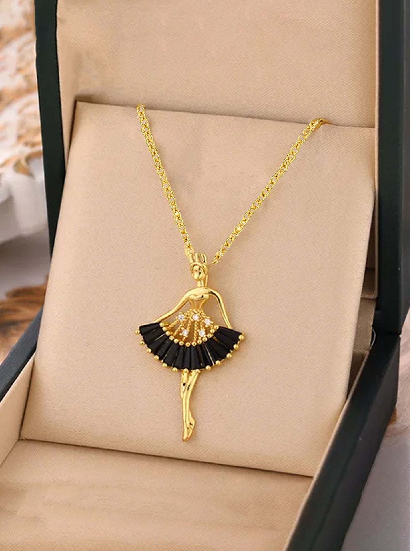 Trendy Gold Plated Dancing Doll Pendant Chain With Studs